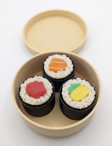 3 Maki Clickers Set in the box